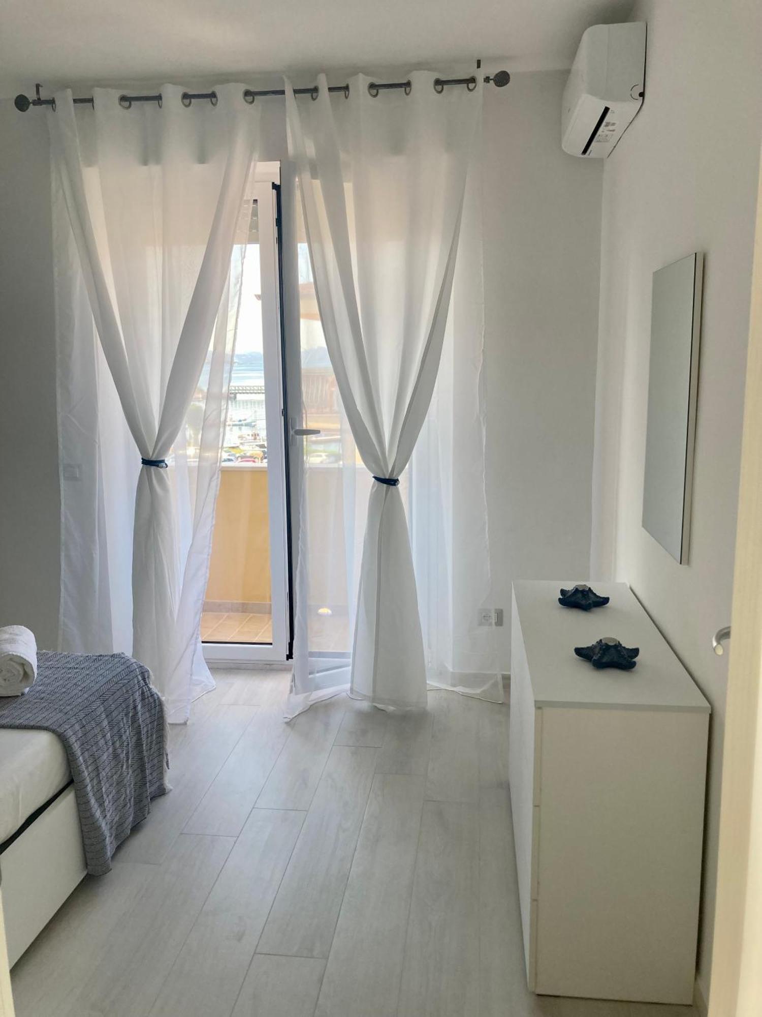 Appartamento Tizzy La Maddalena (Sassari) Exterior foto